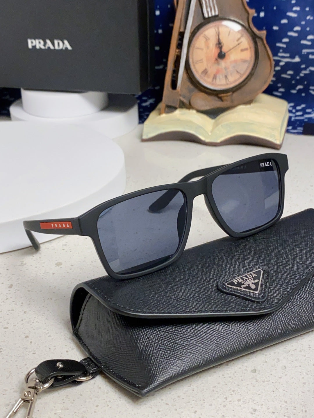 New trendy sunglasses