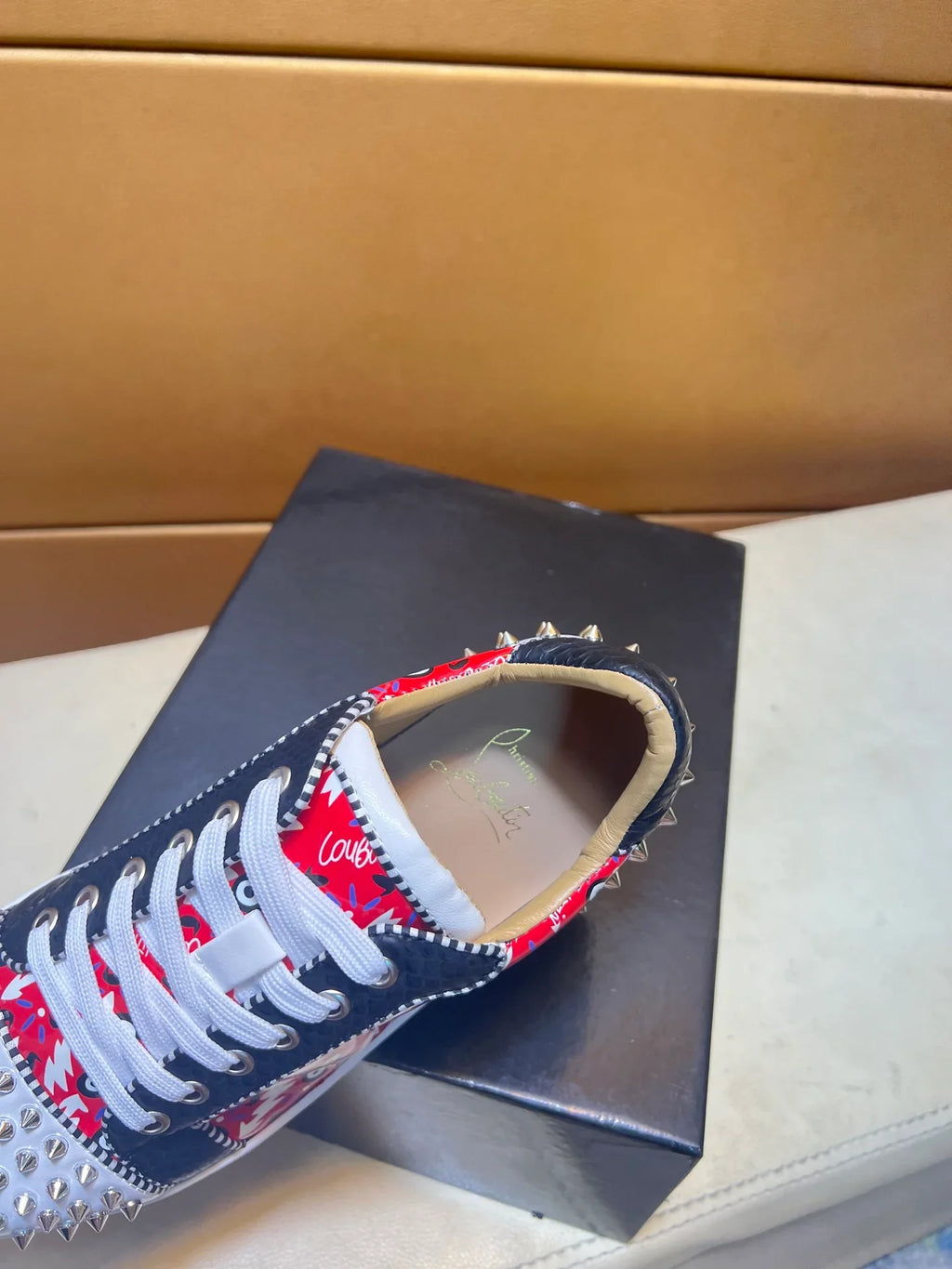 New men's shoes