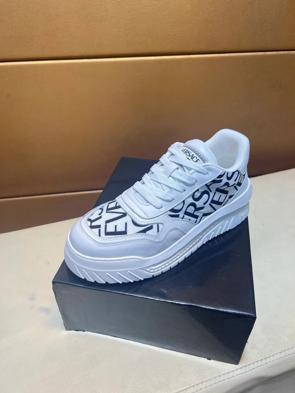 Fashion casual shoes