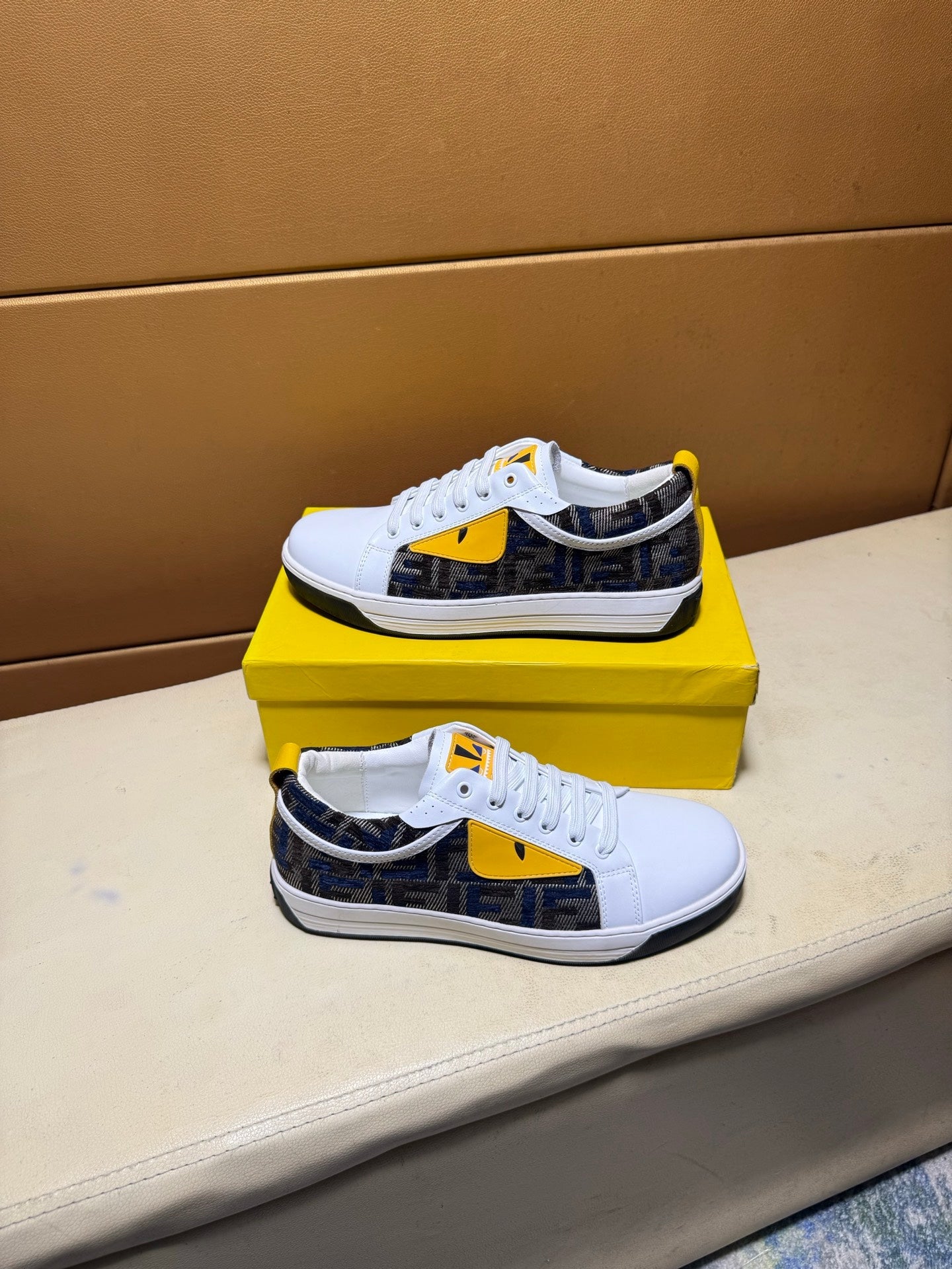 🏃 Casual shoes are a must-have for trendy men