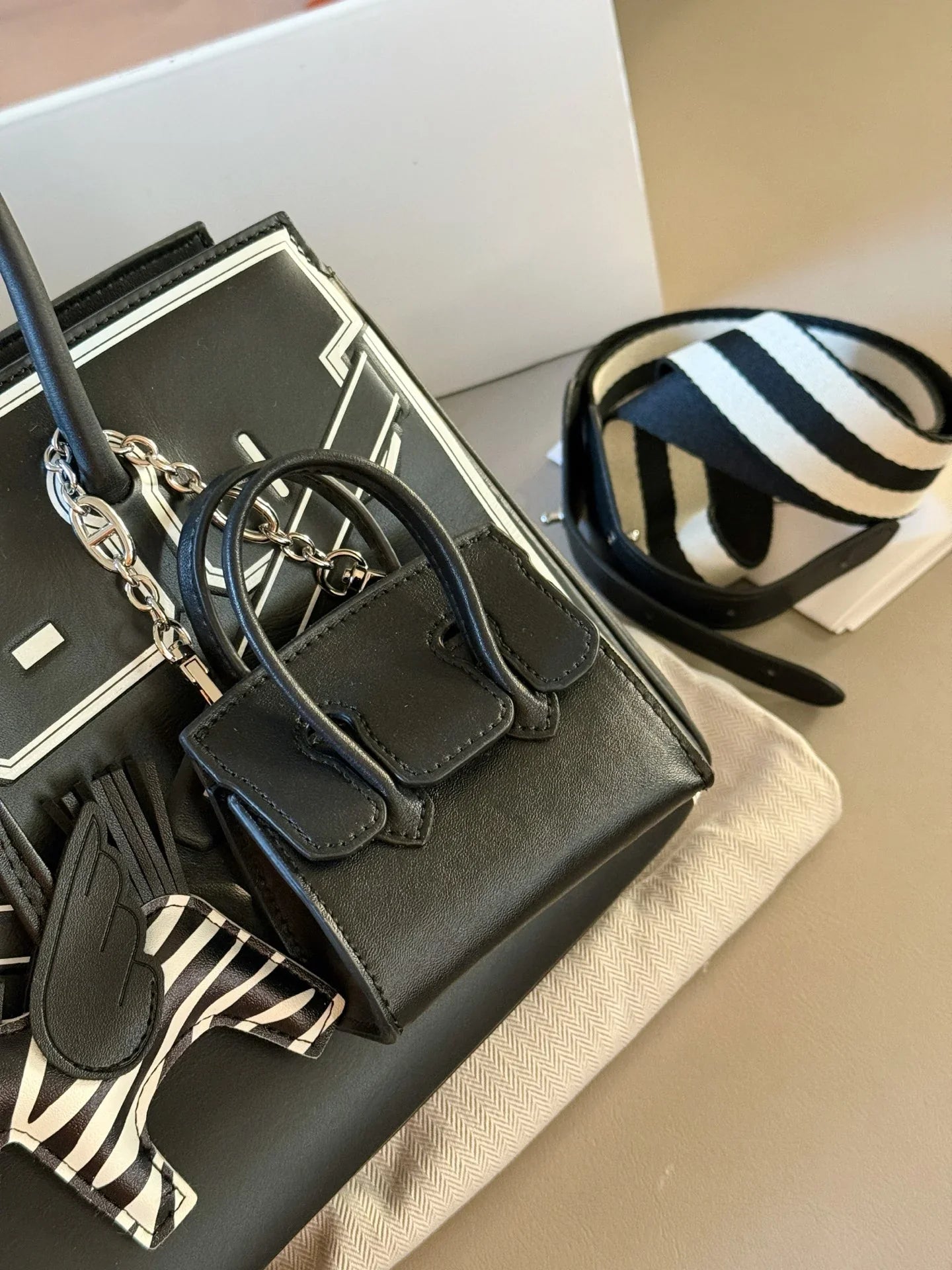 Cow skin mother platinum bag