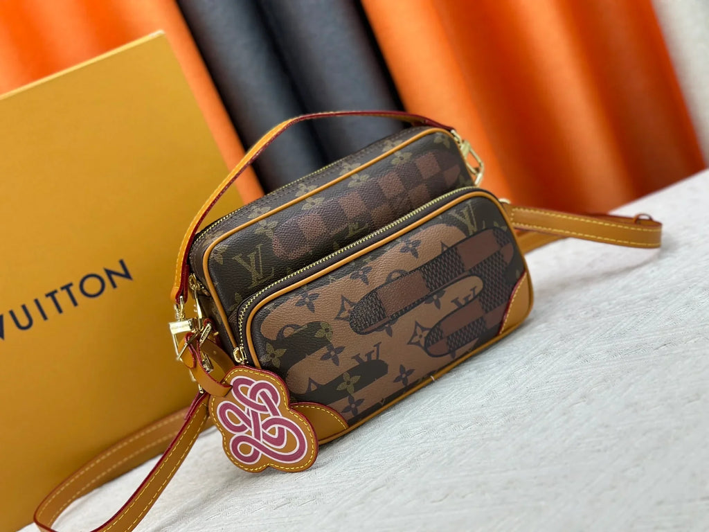 Coated canvas mailman bag