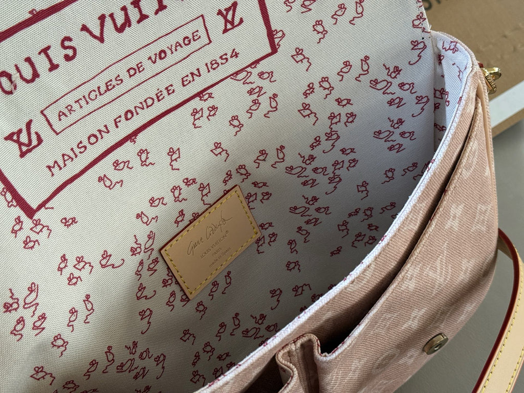 Bean Paste Powder Cowboy Double Button Saddle Postman Bag