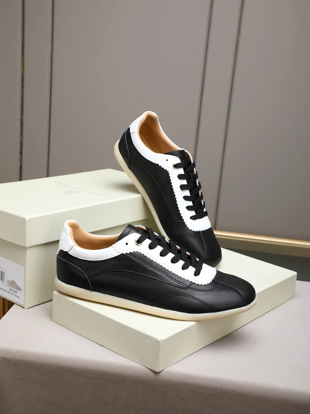 Selected cowhide upper men's shoes