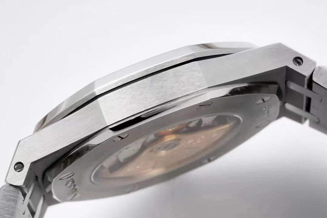 Black 15400ST - Silver 904L Steel - Silver - Automatic - 41mm