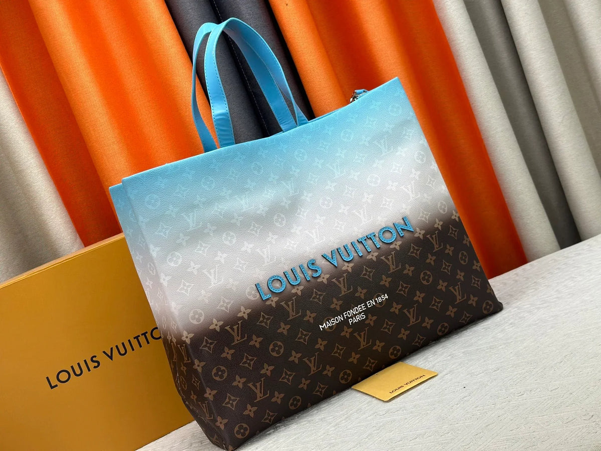 Gradient Blue Shopping Bag