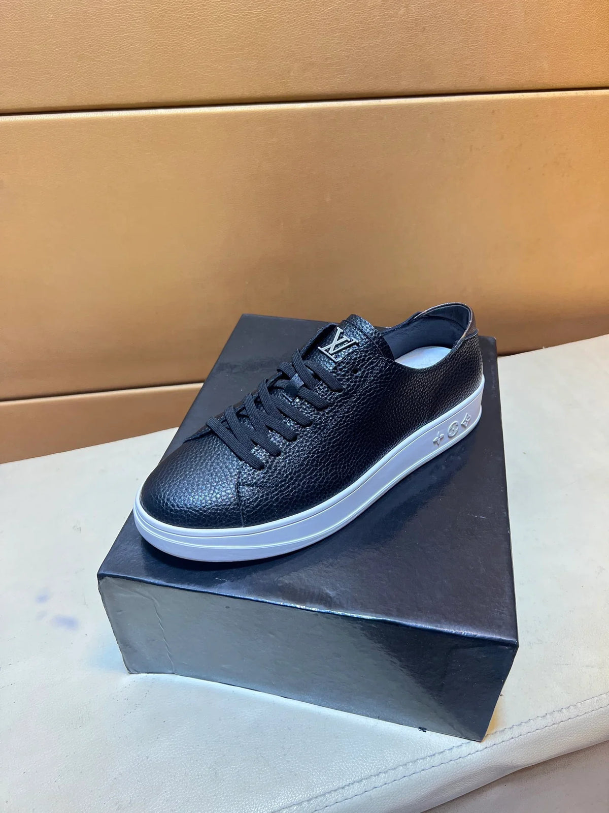 🏃 Casual shoes are a must-have for trendy men 😍