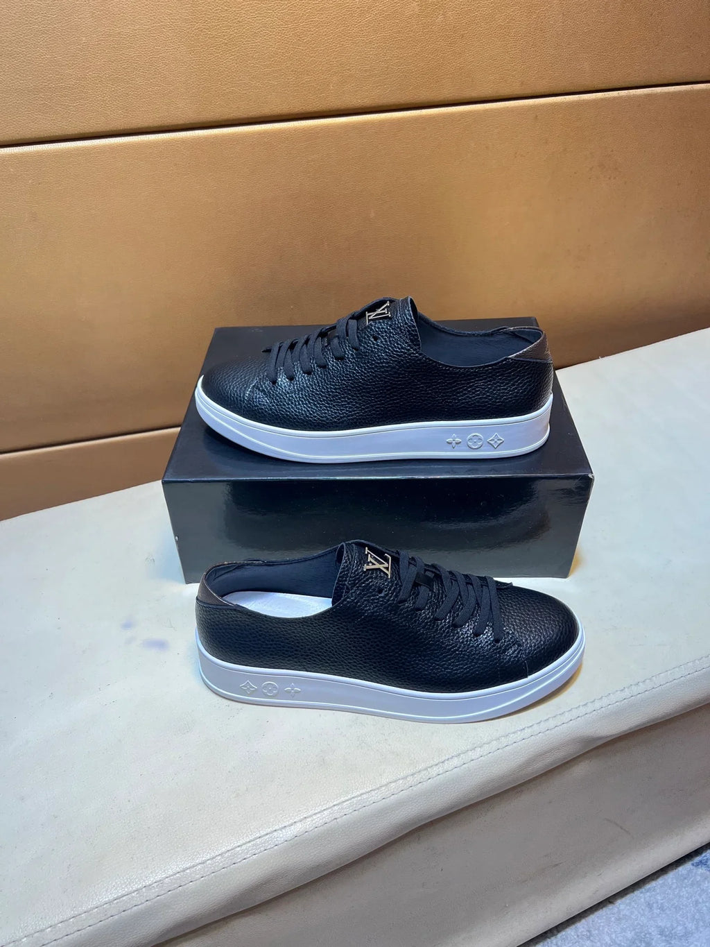 🏃 Casual shoes are a must-have for trendy men