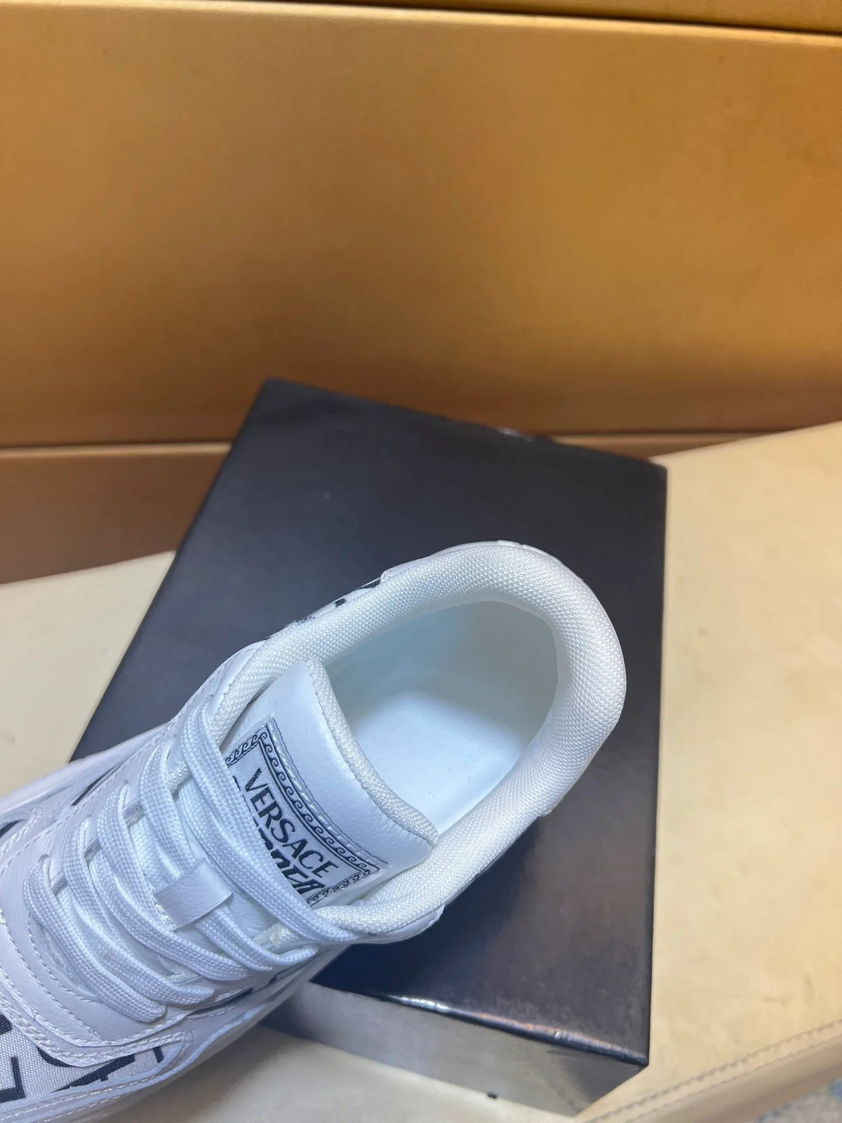 Fashion casual shoes