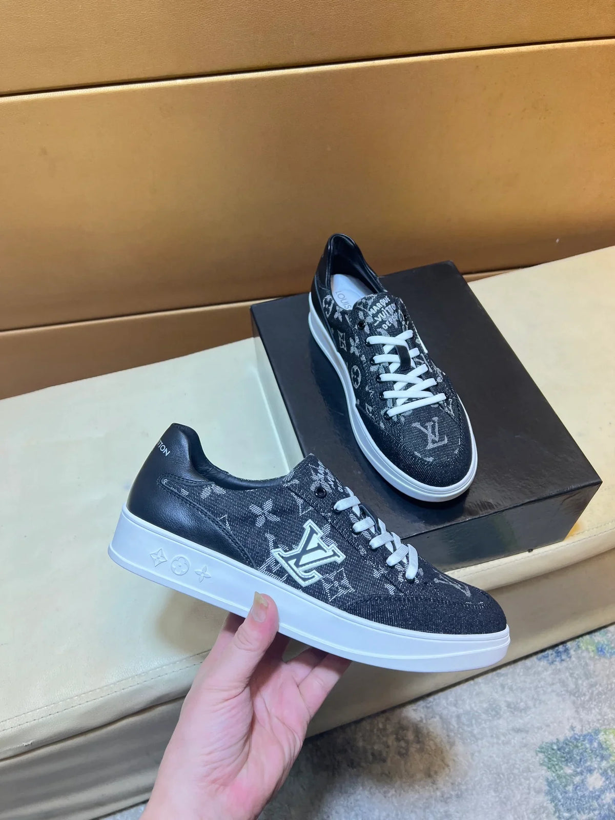 🏃 Casual shoes are a must-have for trendy men 😍