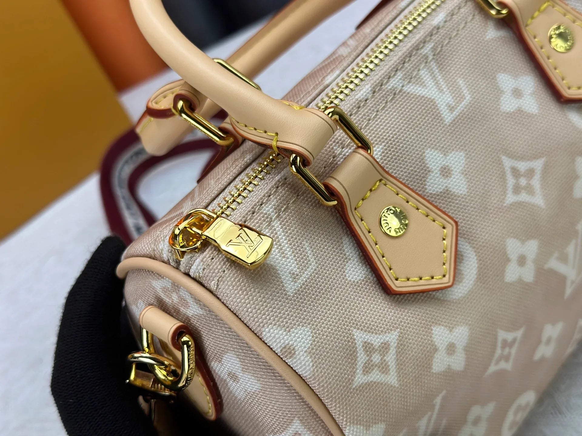Light beige denim handbag