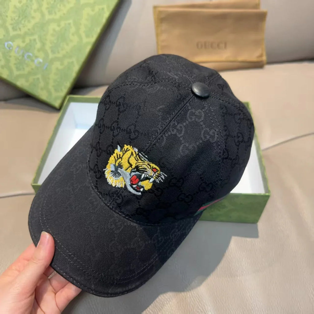 New embroidered baseball cap