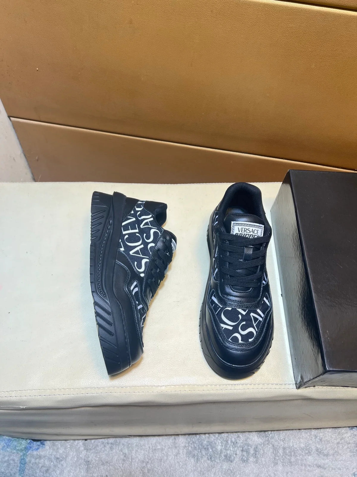 Fashion casual shoes