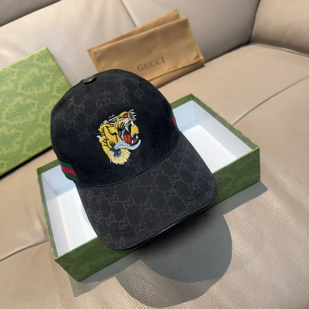 New embroidered baseball cap