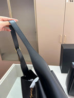 Elegant and independent temperament bag