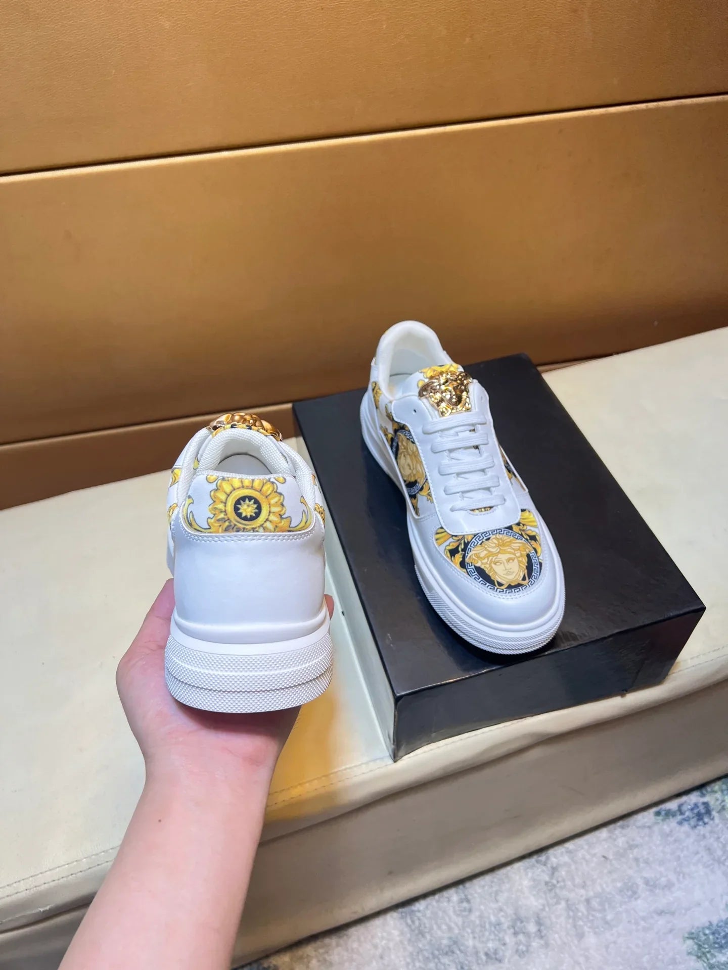 Novel and fashionable trendy shoes