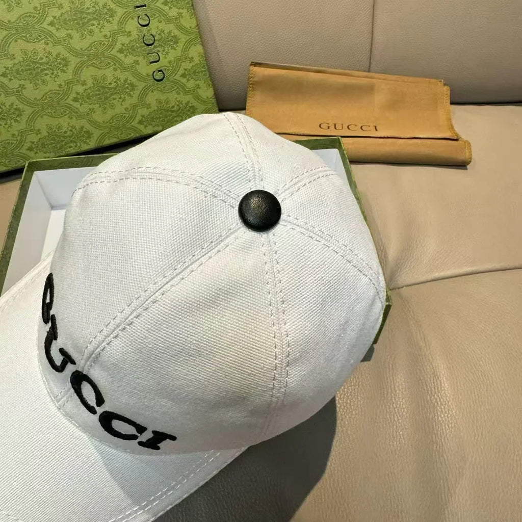 New embroidered baseball cap