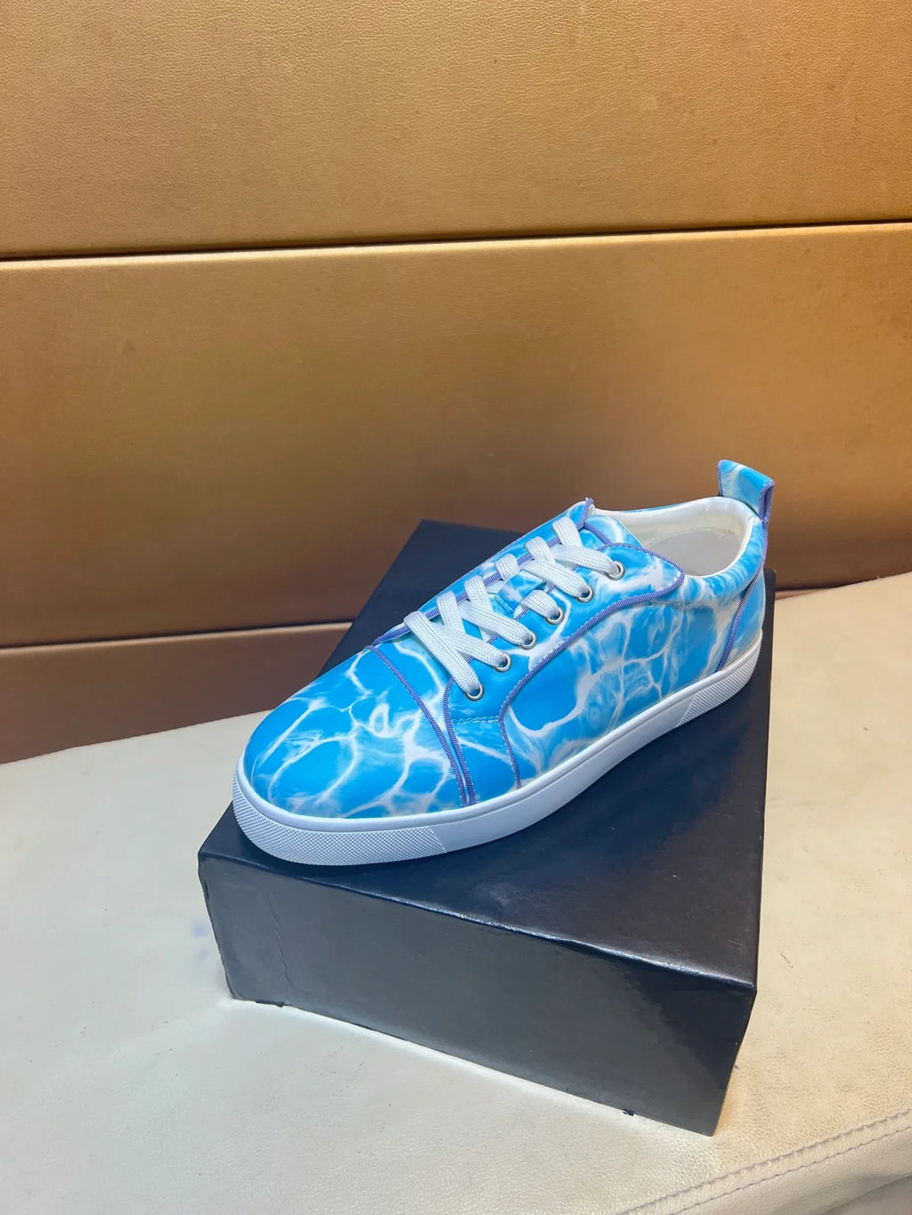 New men's shoes