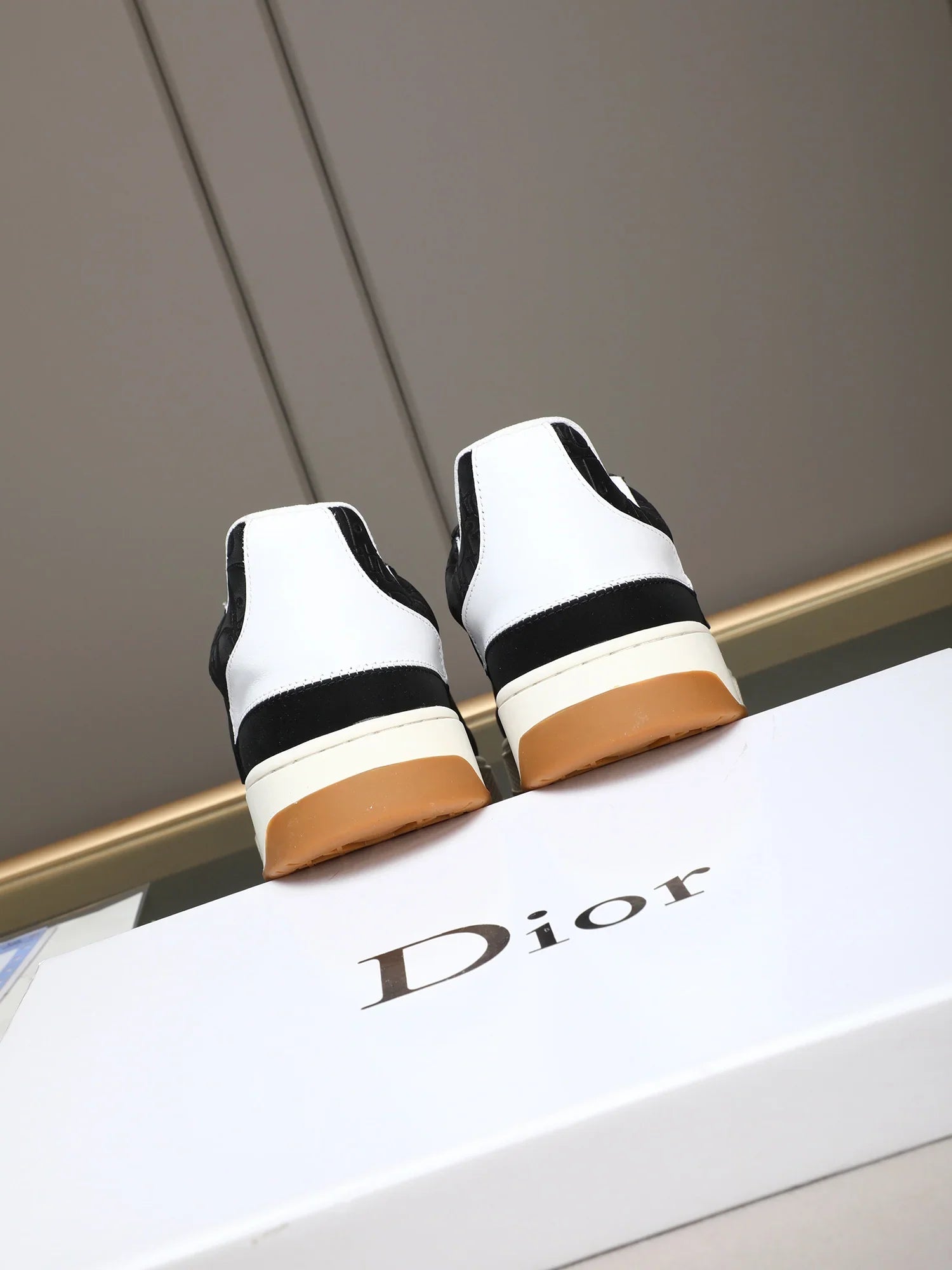 Rubber wear-resistant casual men's shoes