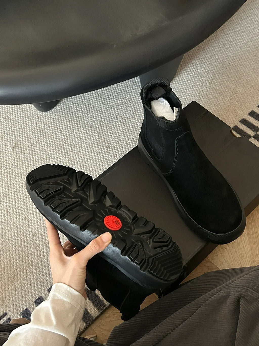 Fashionable high top short