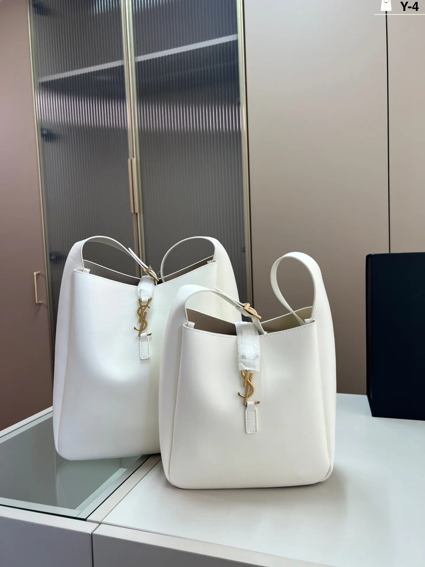 Elegant and independent temperament bag
