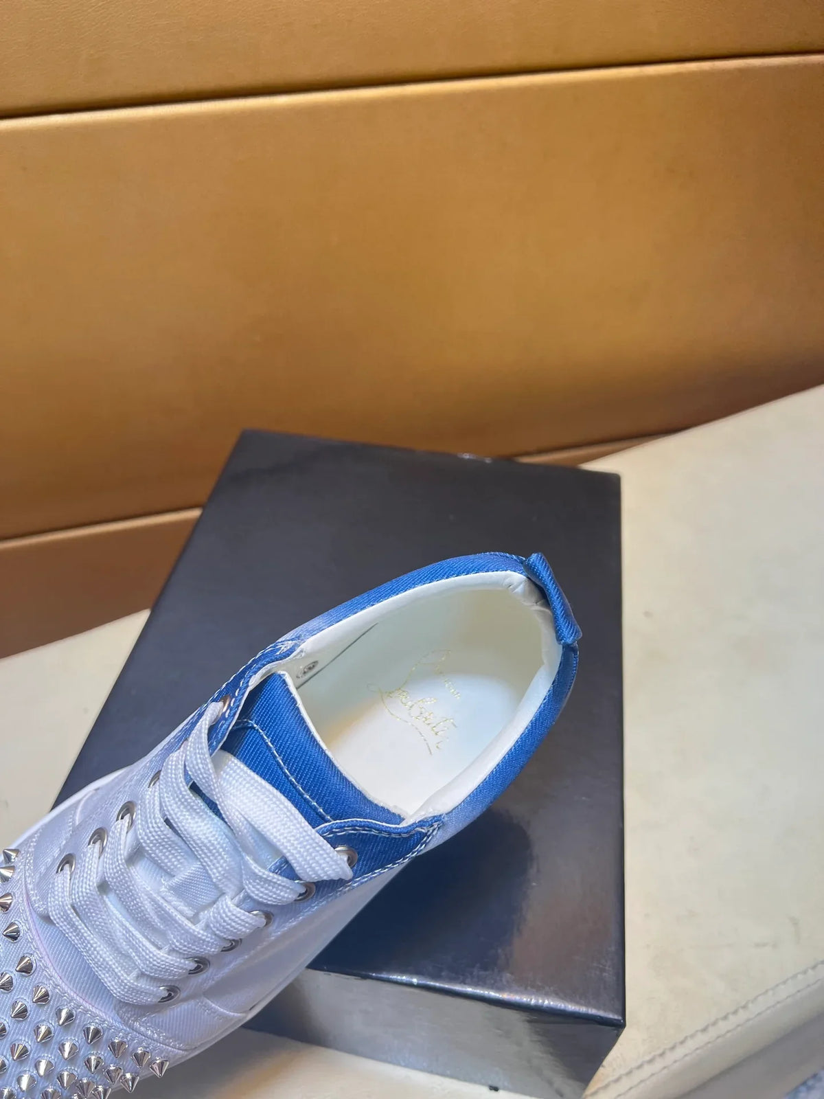 New men's shoes