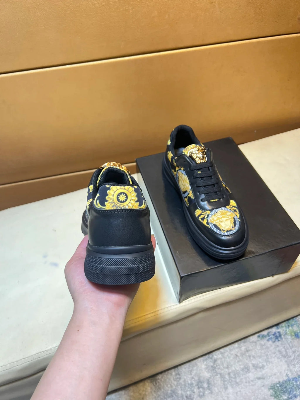 Novel and fashionable trendy shoes