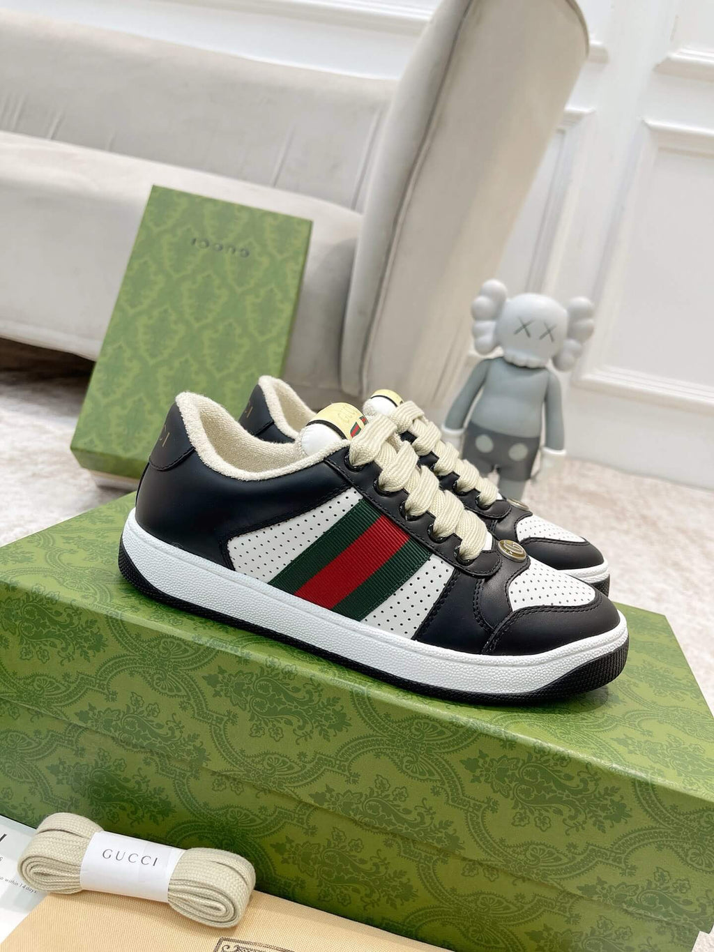 Black White Retro Sneaker