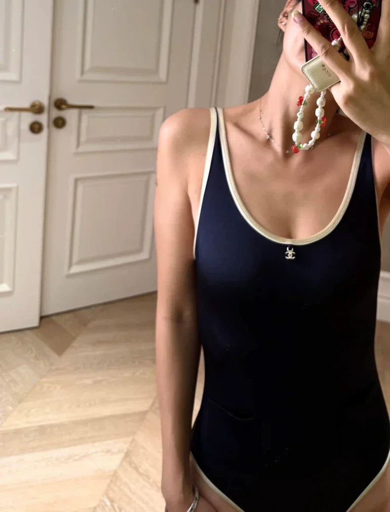 25 new summer contrast color suspender swimsuit