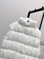 25 Collar decoration down vest