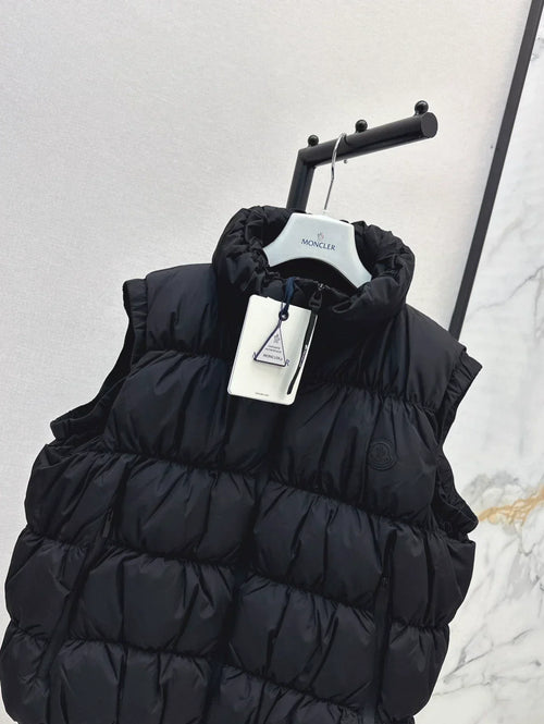 25 Collar decoration down vest