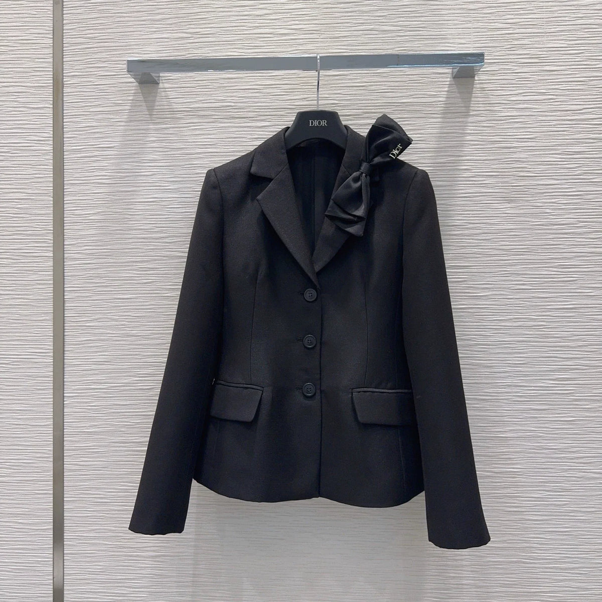 Dior/26 New Chic Outfit