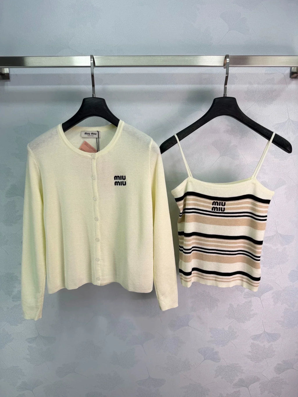 MiuMiu/26 Early Autumn New Knit Cardigan with Striped Vest