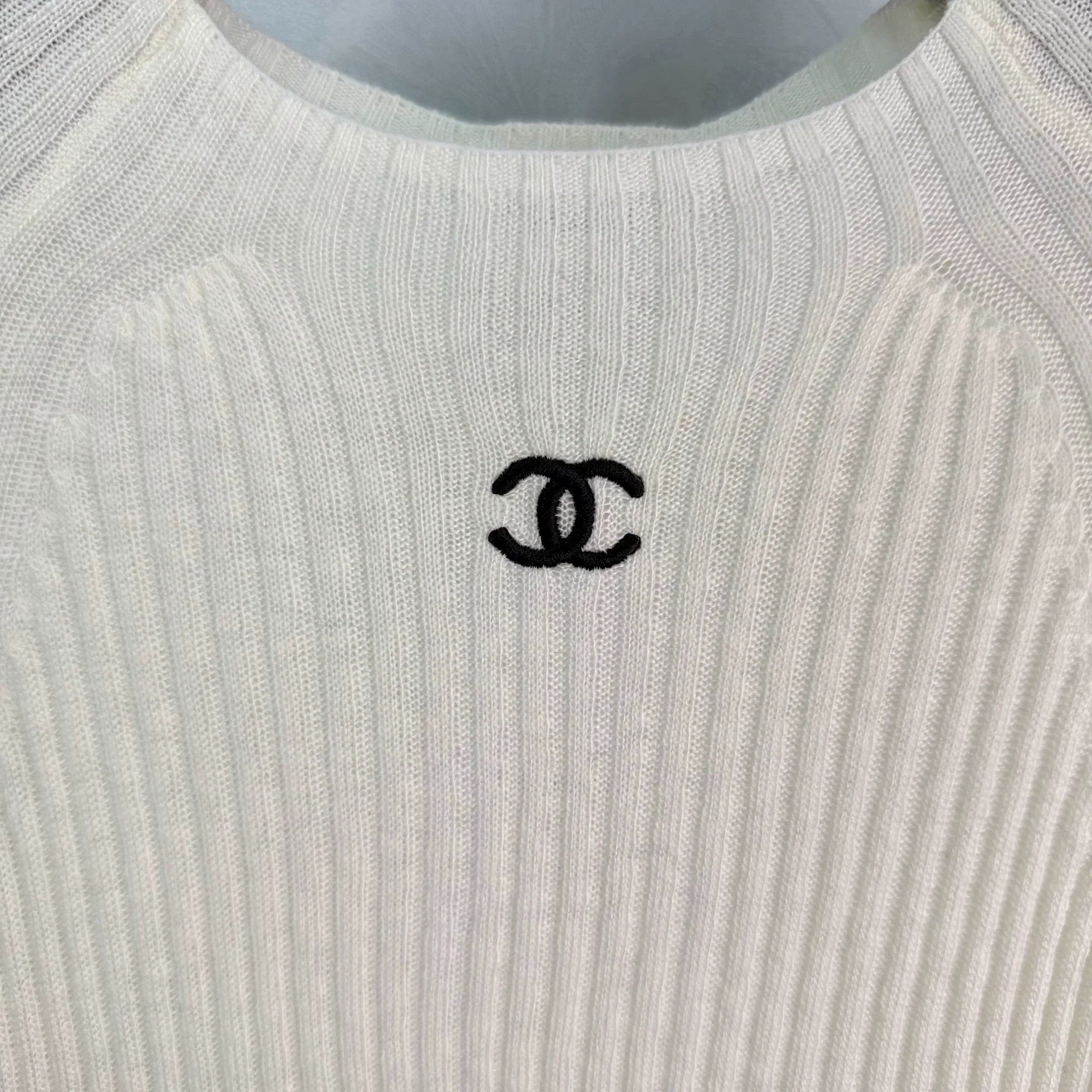 Chanel / 26 ssNew Knitted Short-Sleeve Top