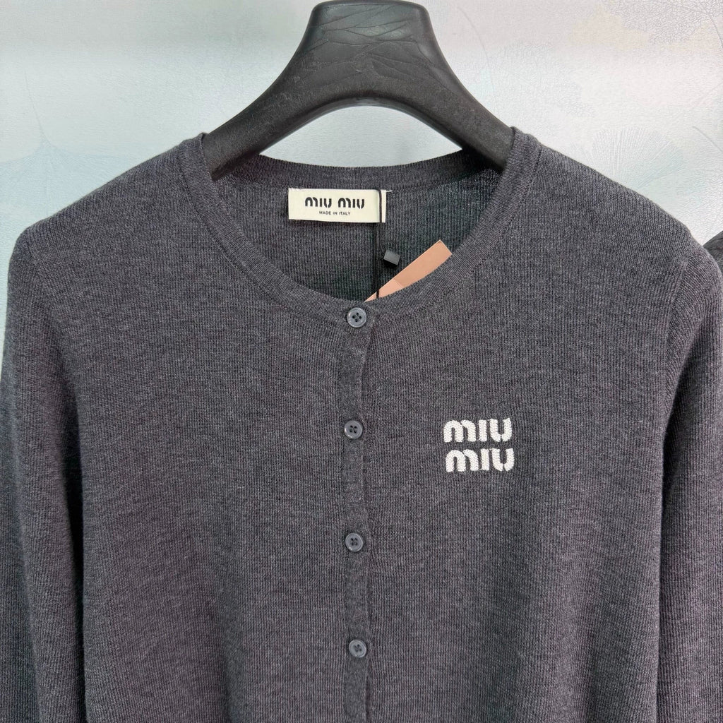 MiuMiu/26 Early Autumn New Knit Cardigan with Striped Vest