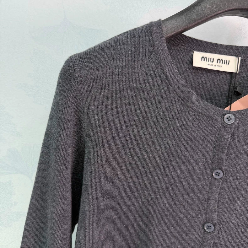 MiuMiu/26 Early Autumn New Knit Cardigan with Striped Vest