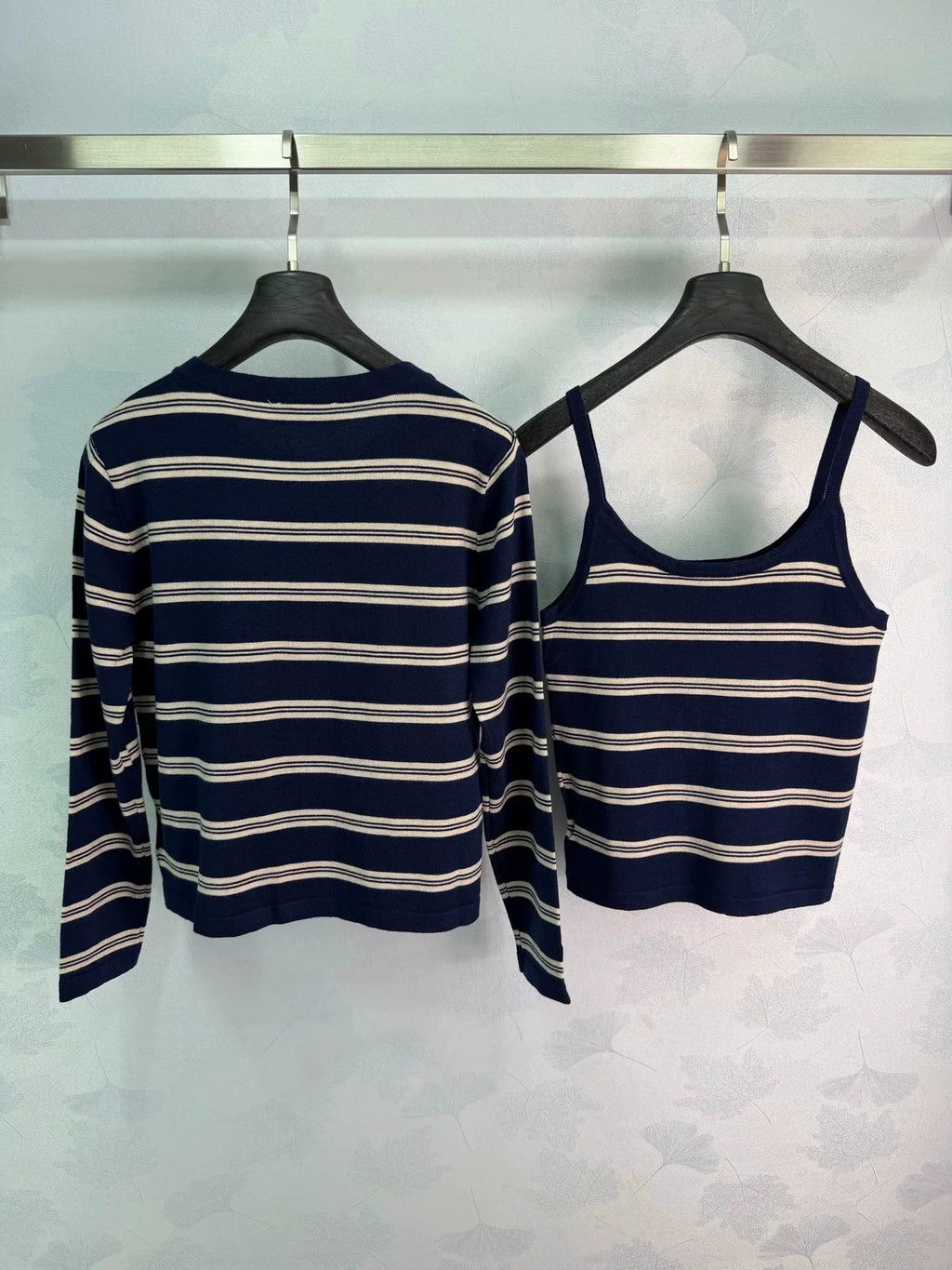 MiuMiu/26 Early Autumn New Striped Vest and Knit Cardigan Two-Piece Set