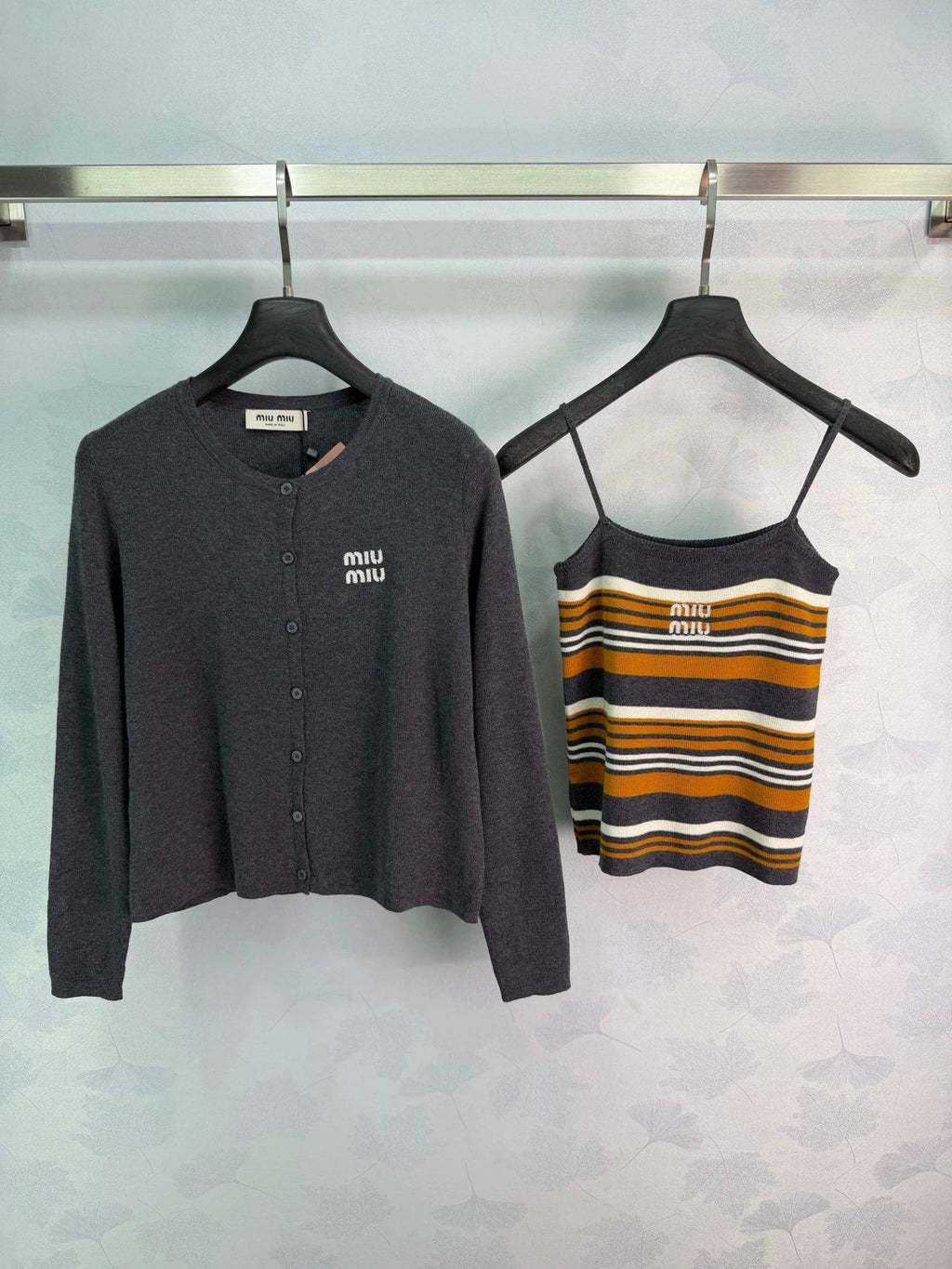 MiuMiu/26 Early Autumn New Knit Cardigan with Striped Vest