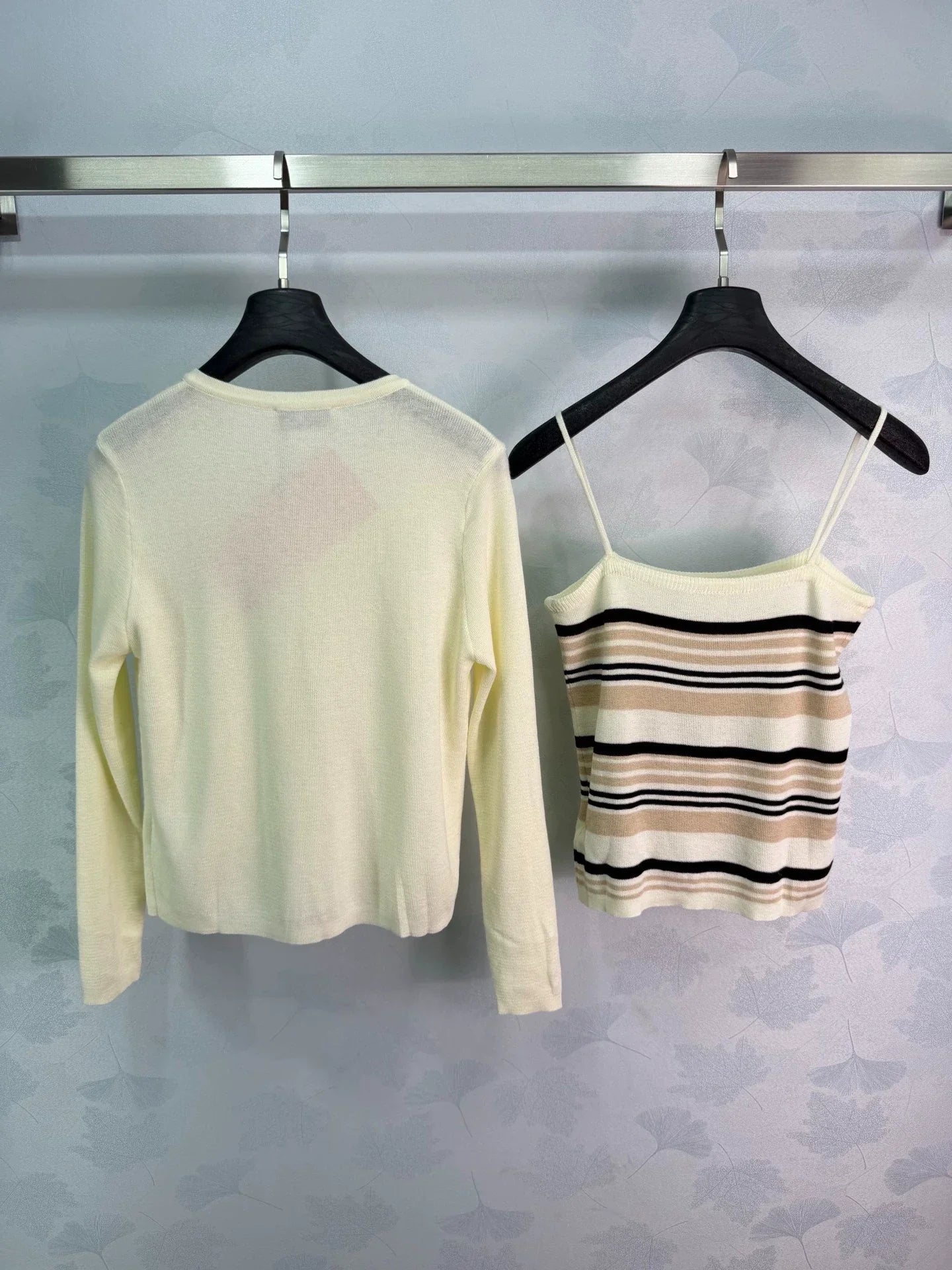 MiuMiu/26 Early Autumn New Knit Cardigan with Striped Vest