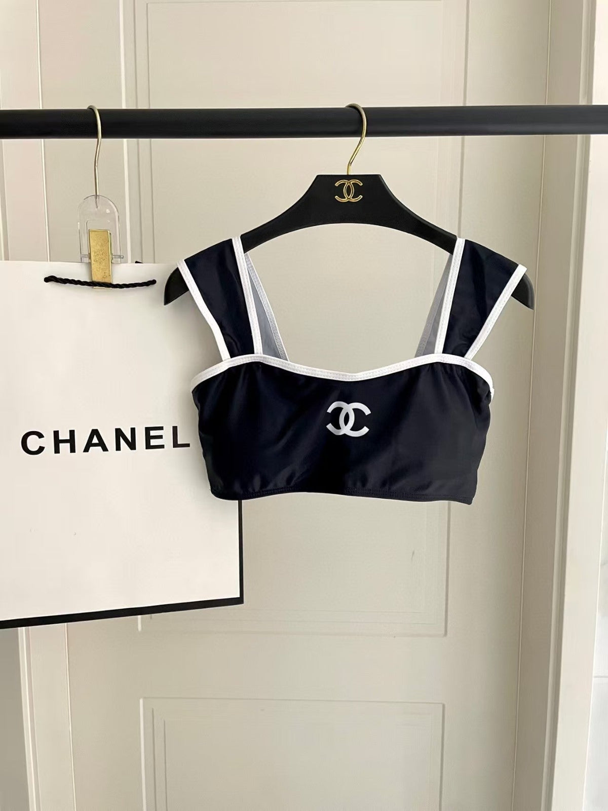 New Split Wide Shoulder Strap Swimsuit