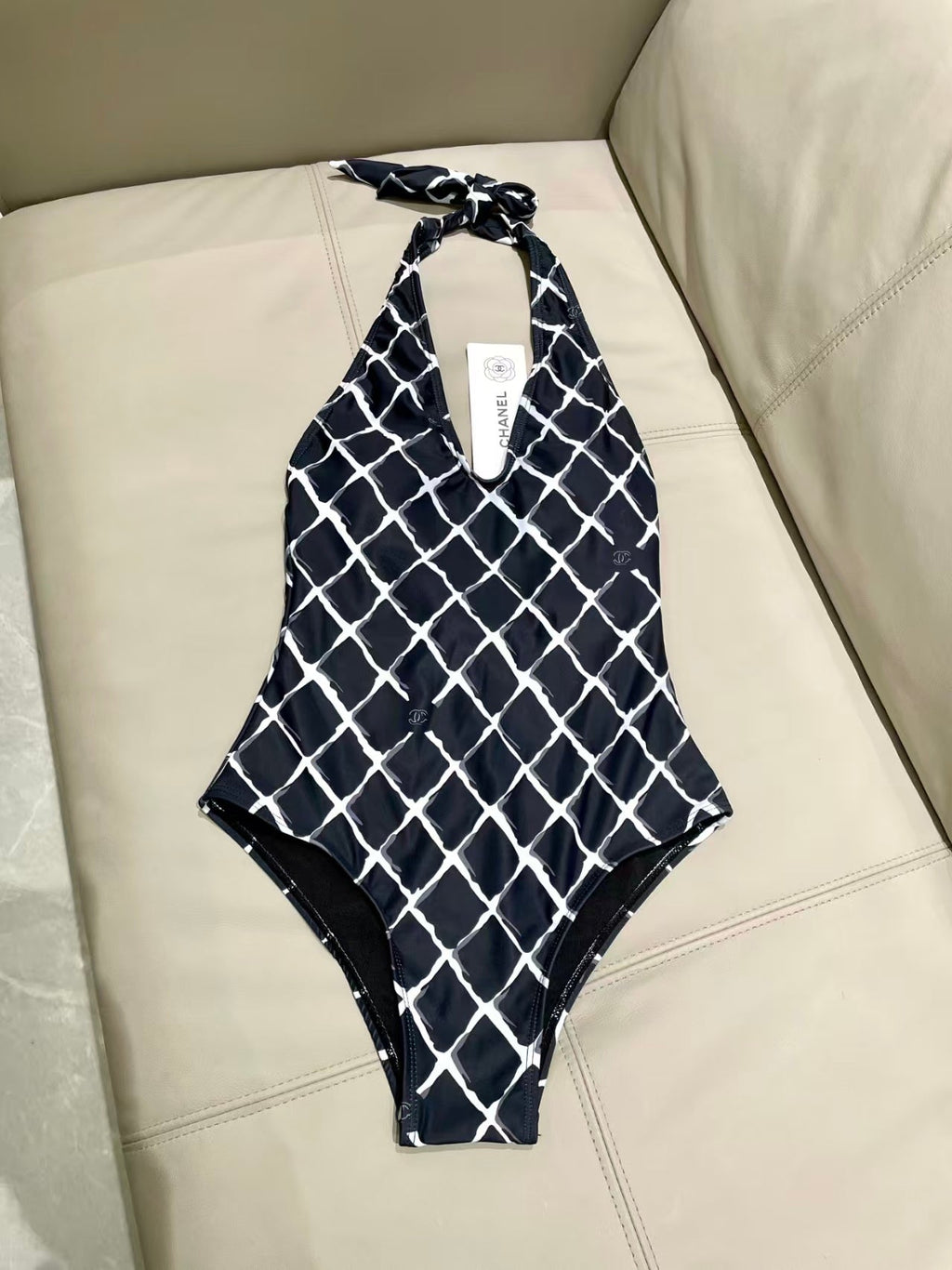 New quick drying swimsuit