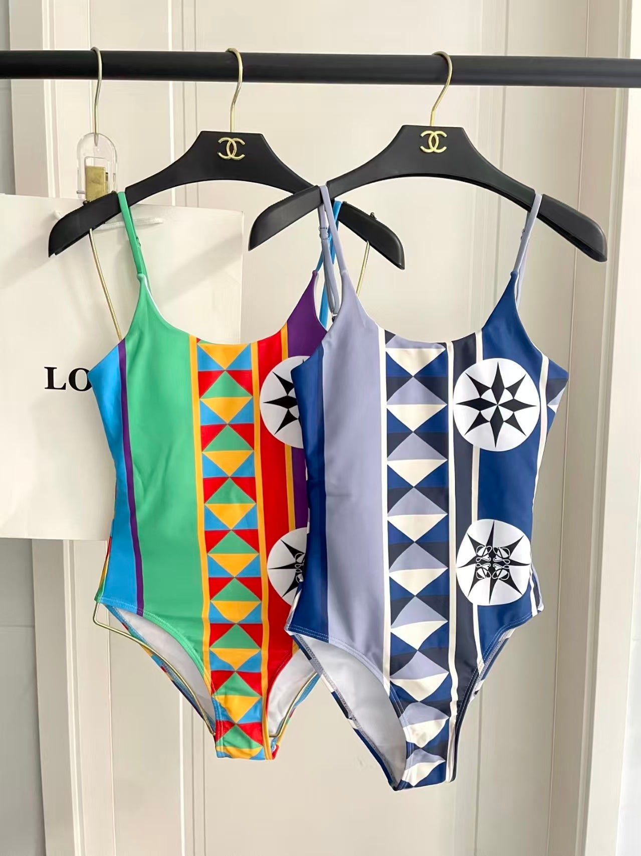 New one-piece printed swimsuit