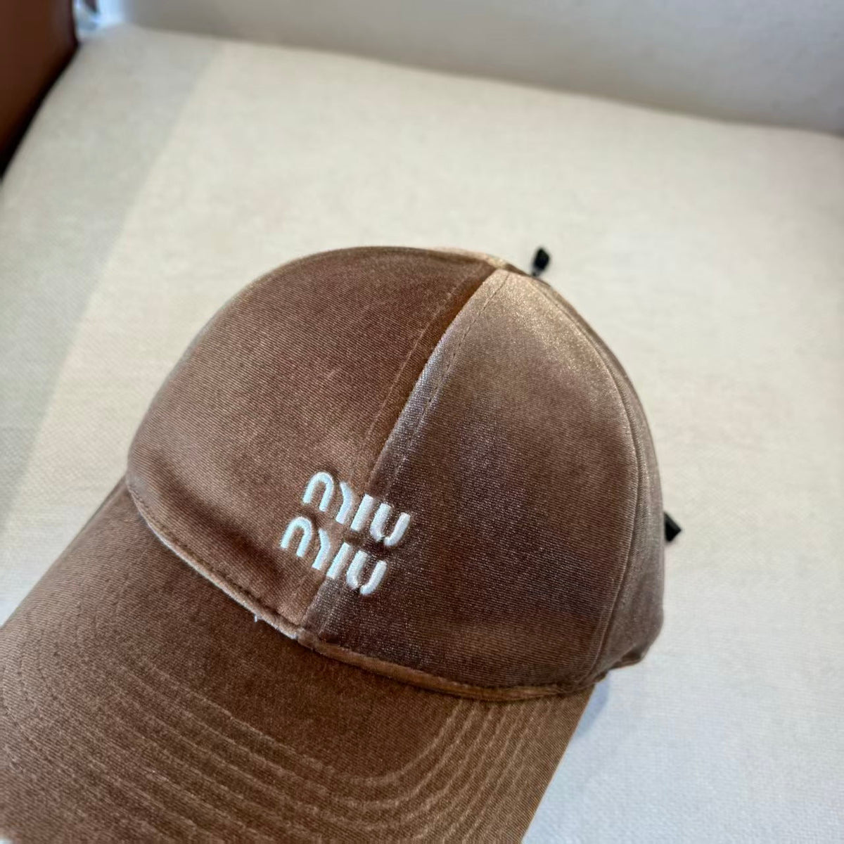 Hot selling embroidered baseball cap