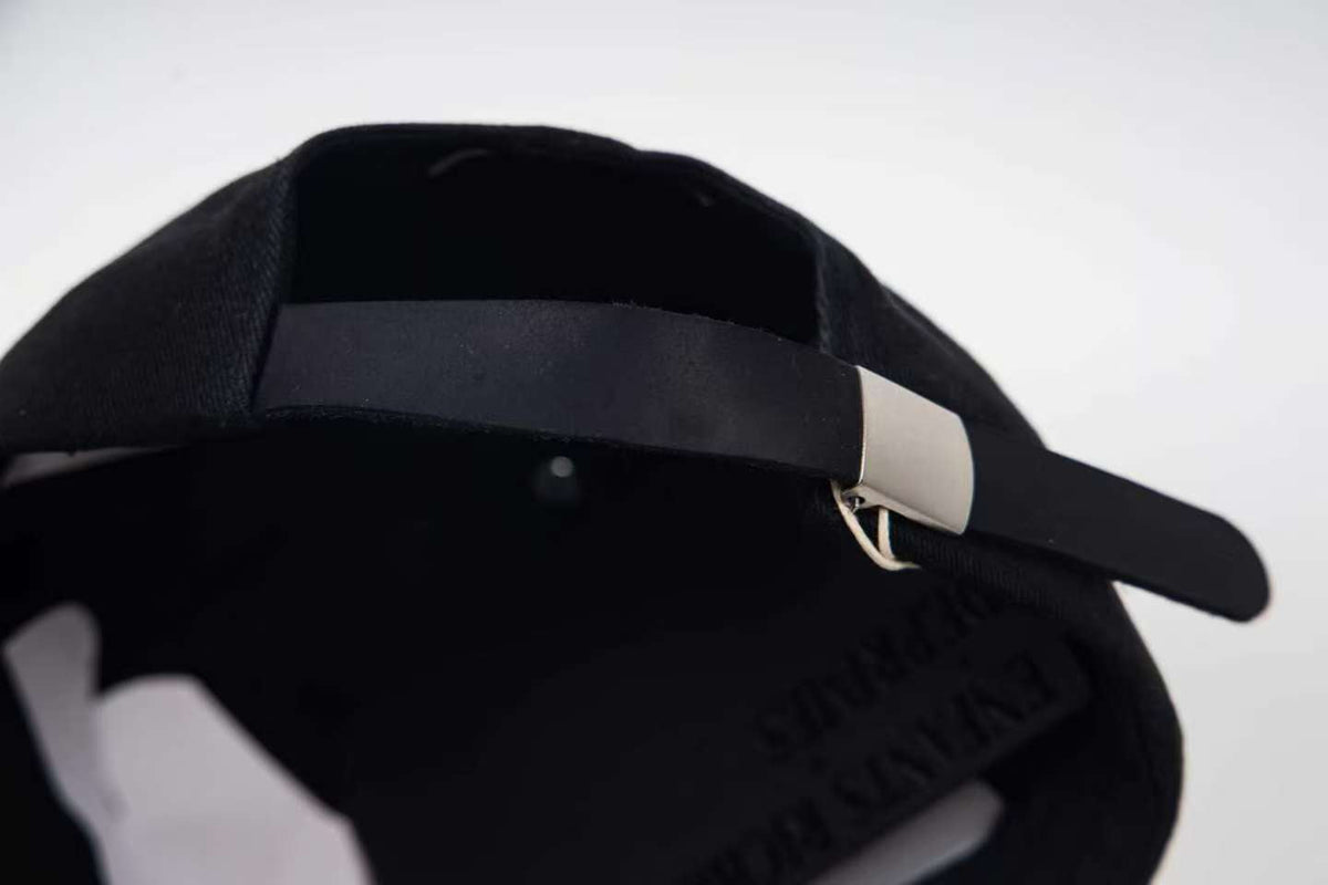 New embroidered letter baseball cap
