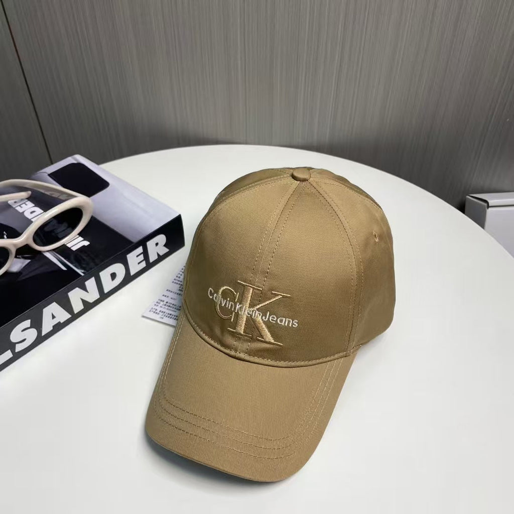 3D embroidered letter baseball cap