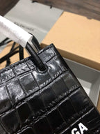 Wall cracked cowhide small bag