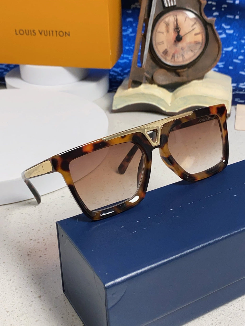 New Korean style personalized wide edge thick frame sunglasses