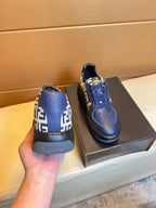 🏃 Casual shoes are a must-have for trendy men