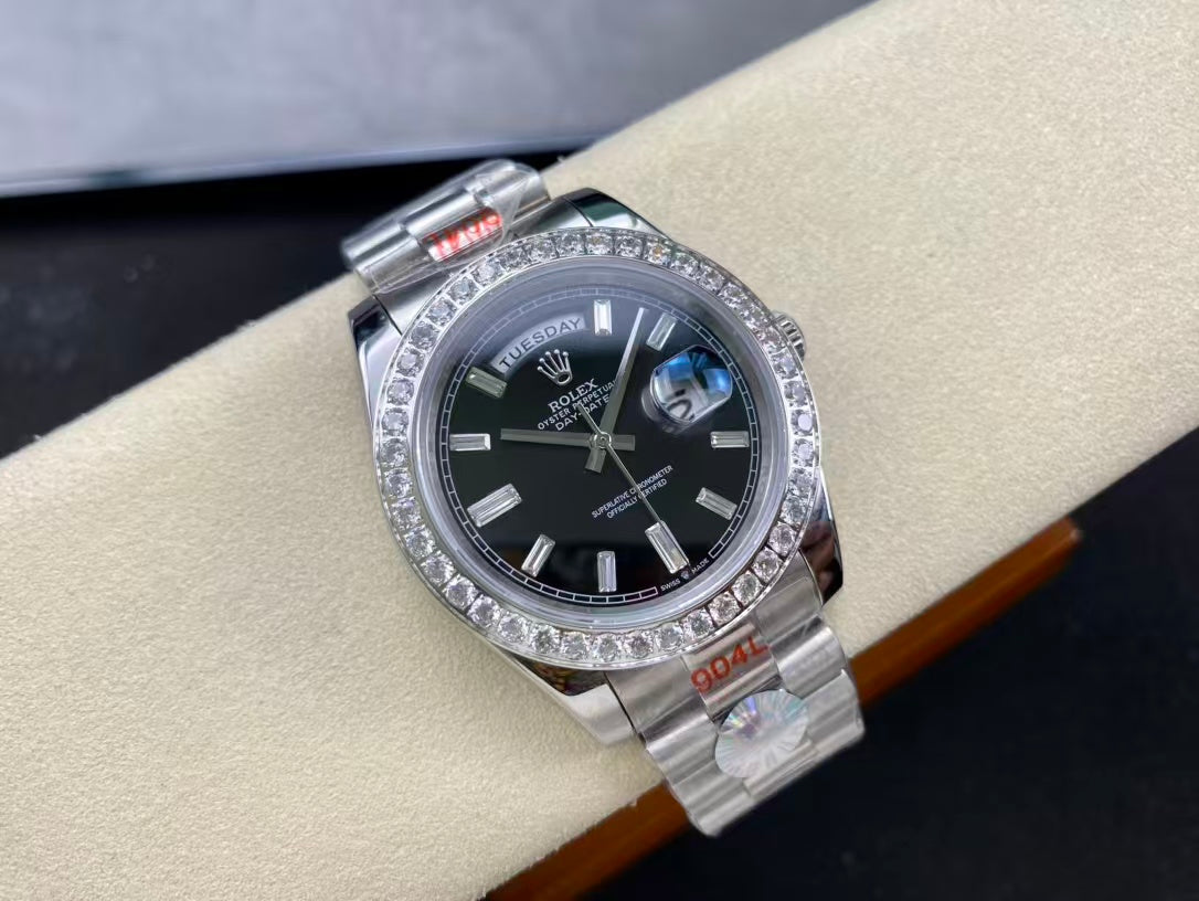 Black - Silver 904L Steel - Automatic -40mm