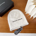 New versatile hat